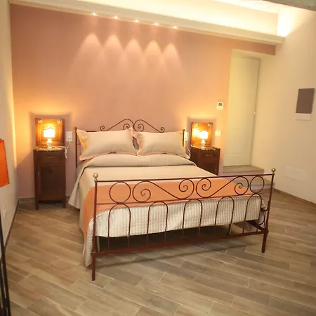Agnolaccio Residenza D'epoca Bed & Breakfast 4*