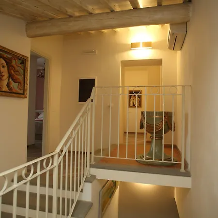 Agnolaccio Residenza D'epoca Bed & Breakfast 4*